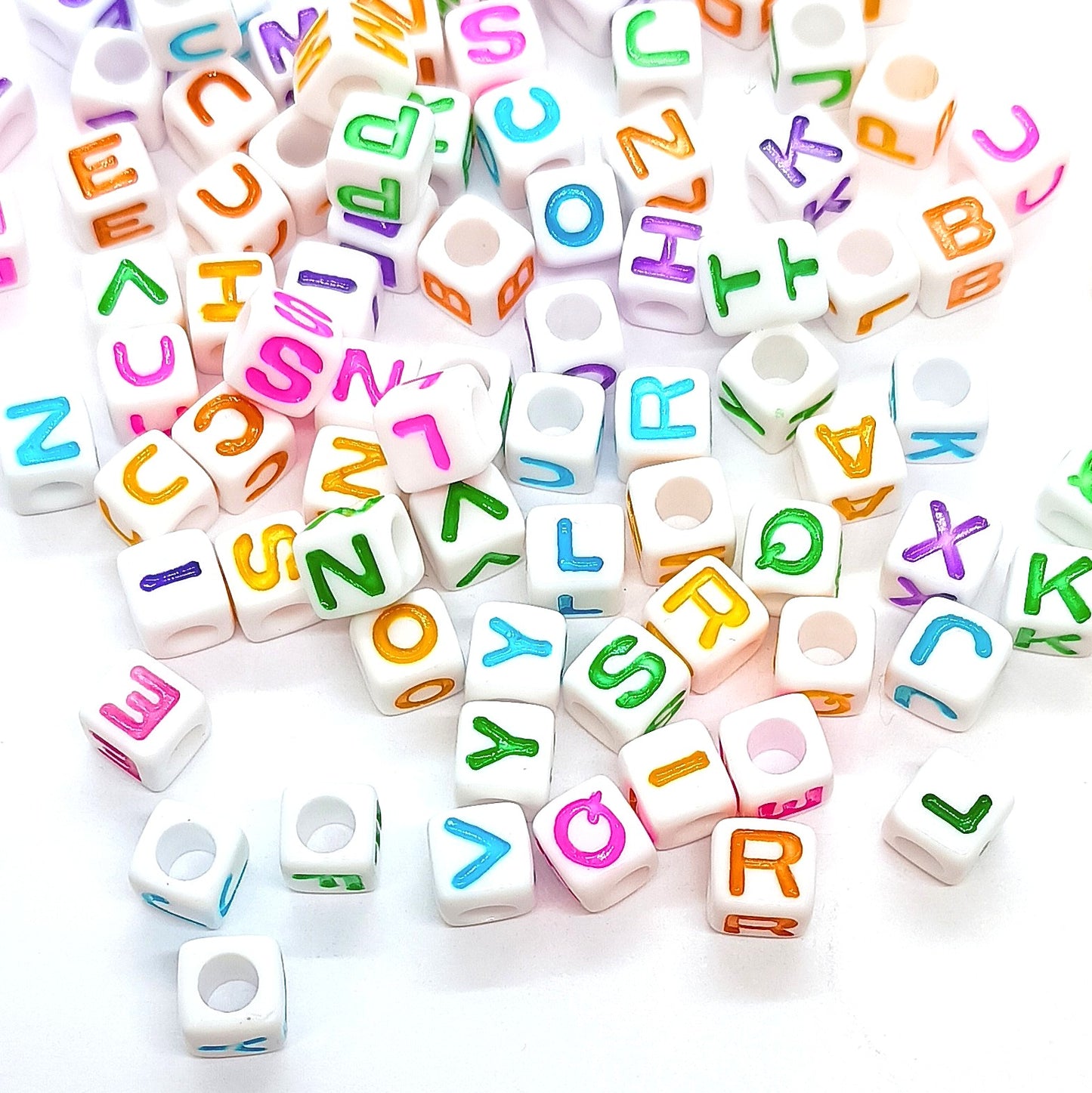 7mm White Cube Acrylic Alphabet Beads - Mixed Letters