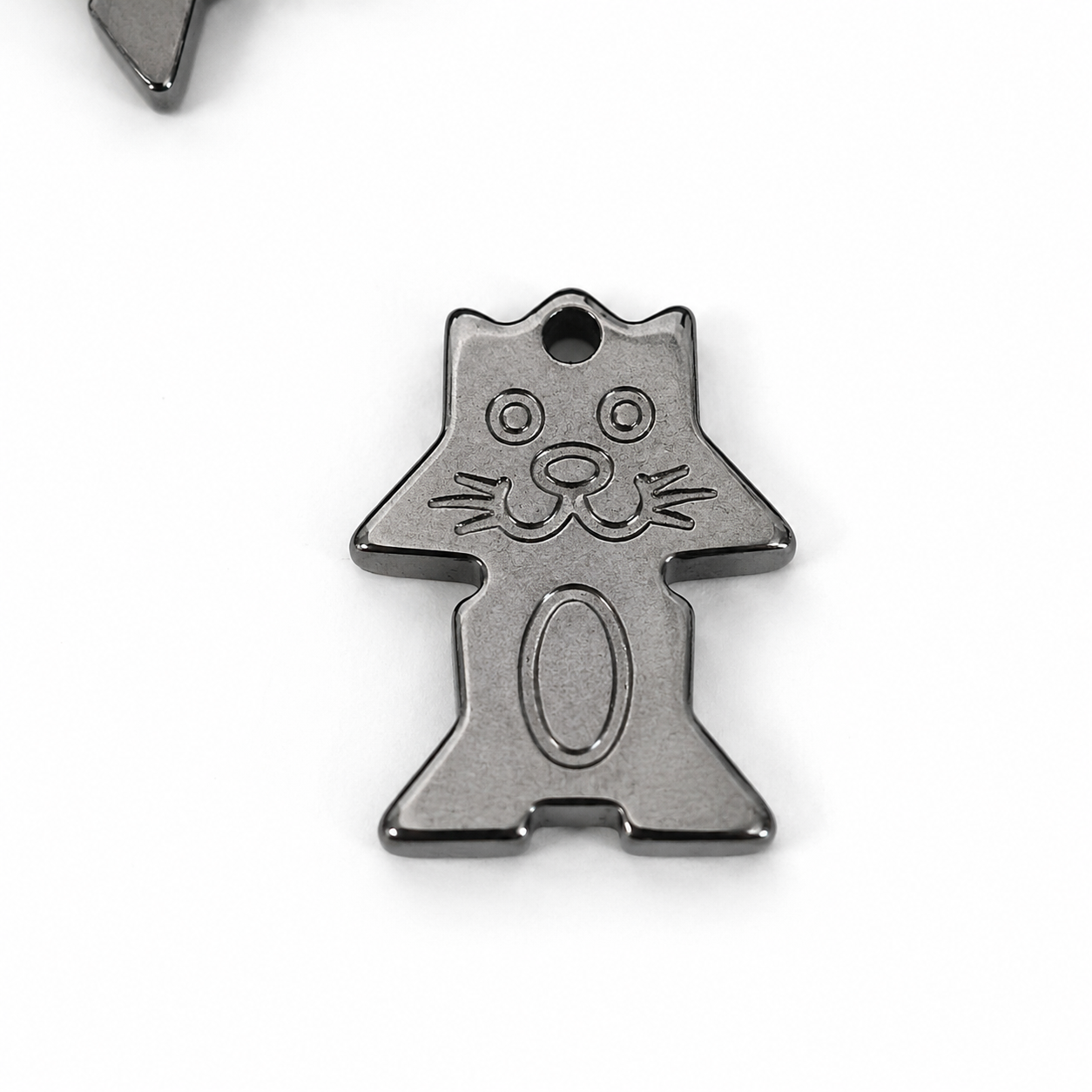 3pcs Hematite Lucky Cat Pendant Charm Beads 24mm