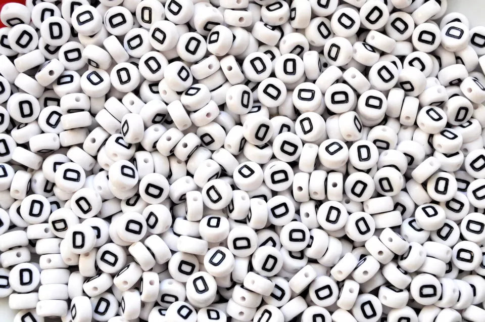 100 x 7mm white FLAT ROUND single & mixed alphabets / letters acrylic beads