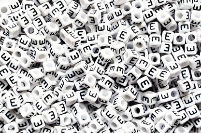 250 x 8mm white cube single & mixed alphabets / letters acrylic beads