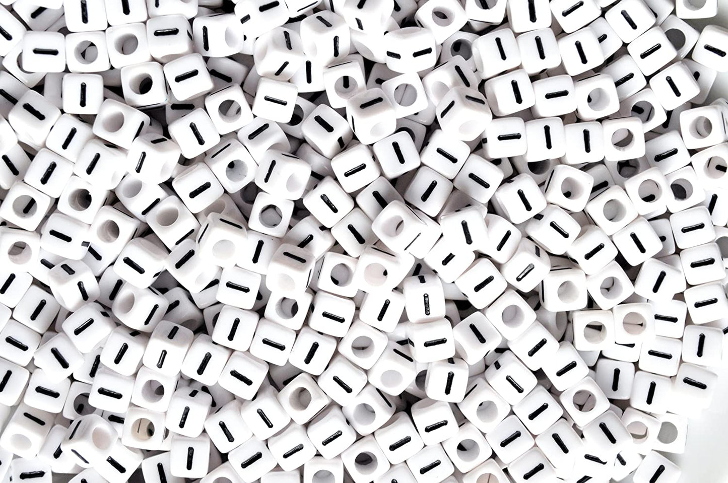 250 x 8mm white cube single & mixed alphabets / letters acrylic beads