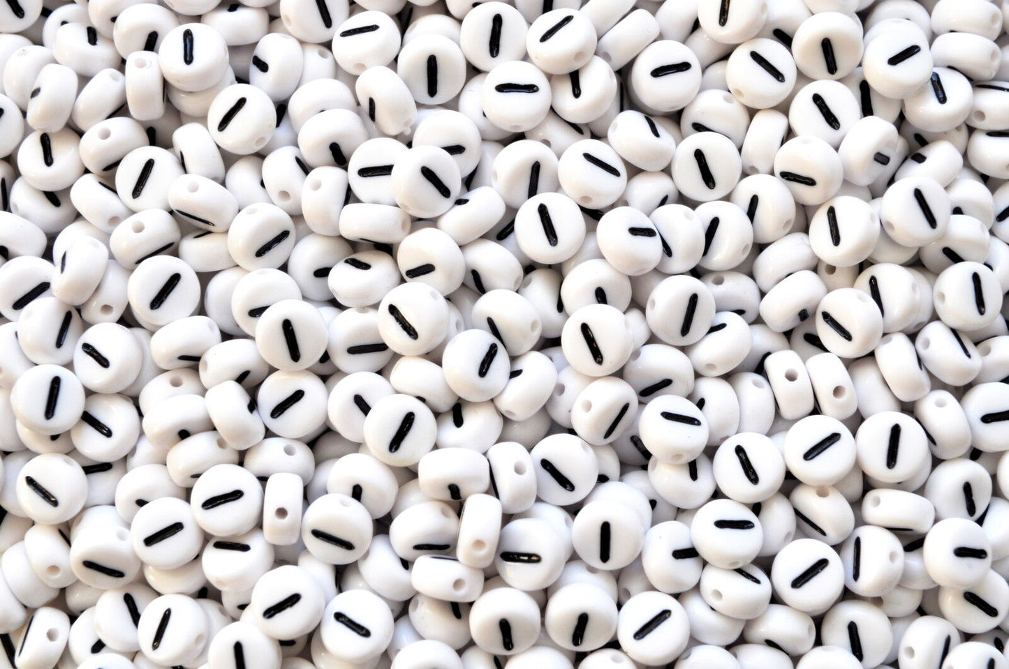100 x 7mm white FLAT ROUND single & mixed alphabets / letters acrylic beads