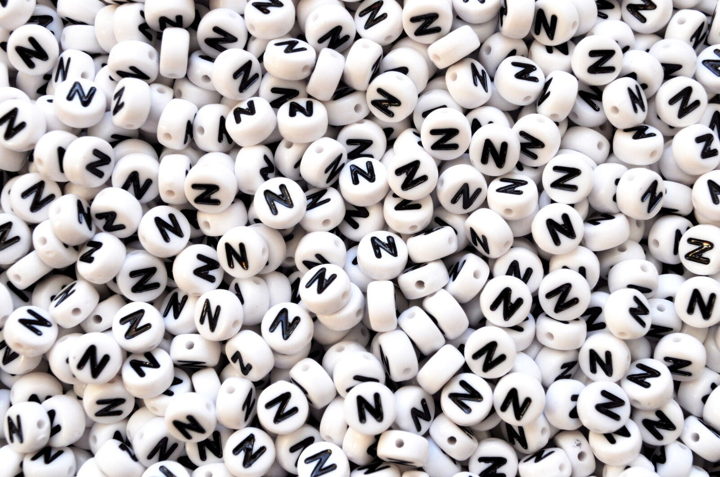 100 x 7mm white FLAT ROUND single & mixed alphabets / letters acrylic beads