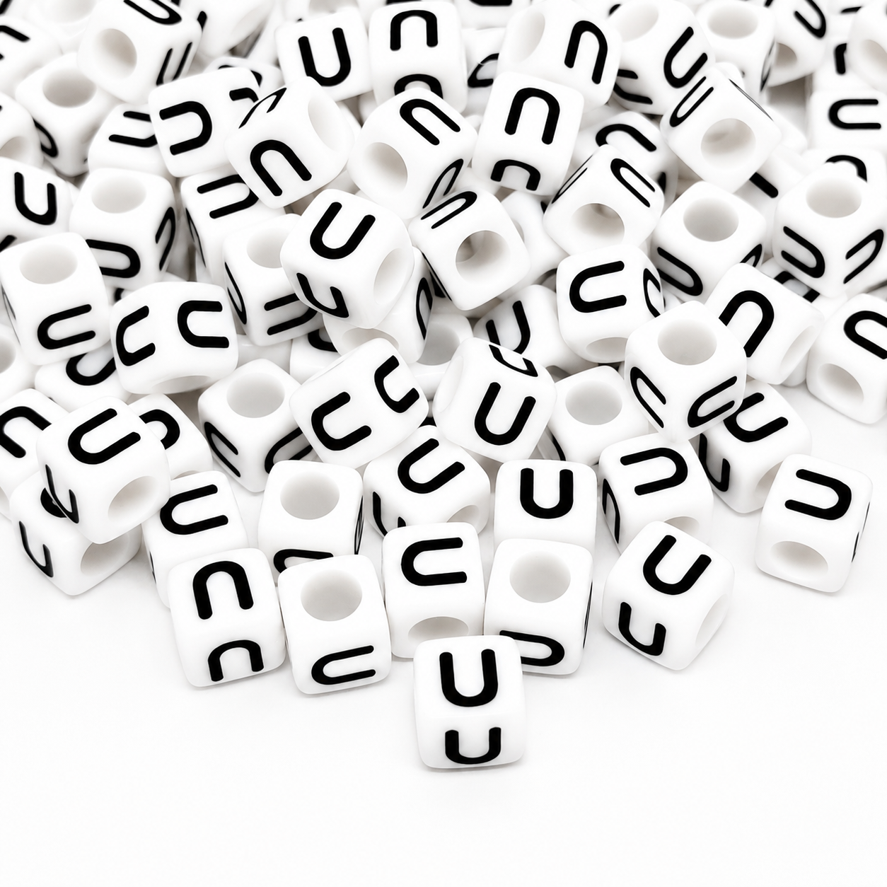 1000pcs 6mm Cube White Alphabet Beads
