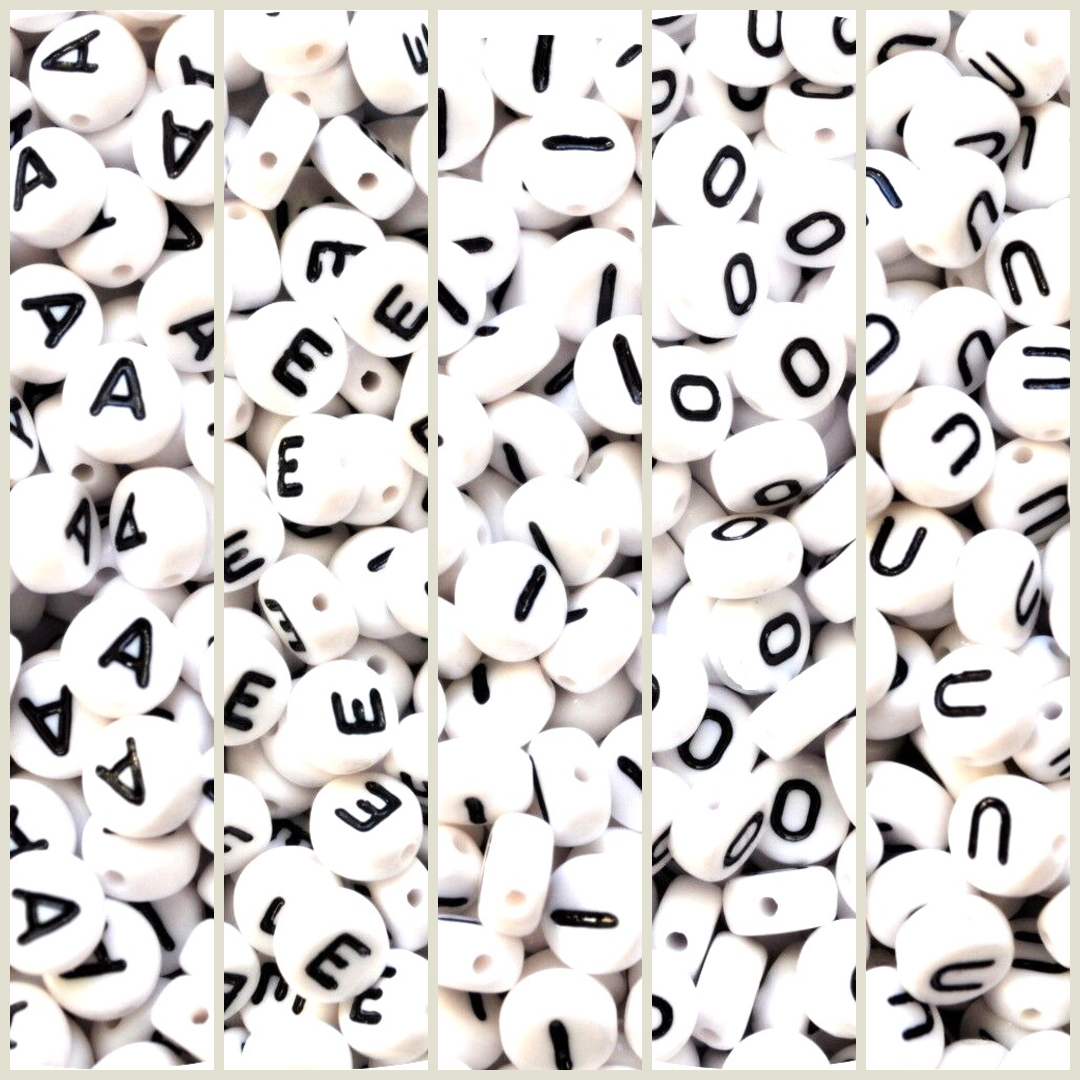 7mm White Round Acrylic Alphabet Beads